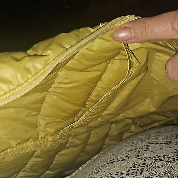 Benetton Yellow Puffer Jacket - Picture 7 of 11